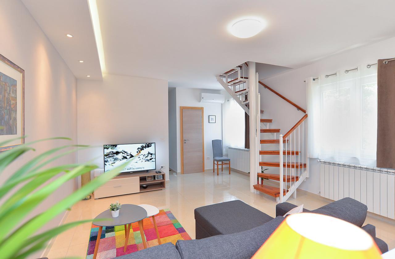 Apartments Olivera 1726 Pula Dış mekan fotoğraf