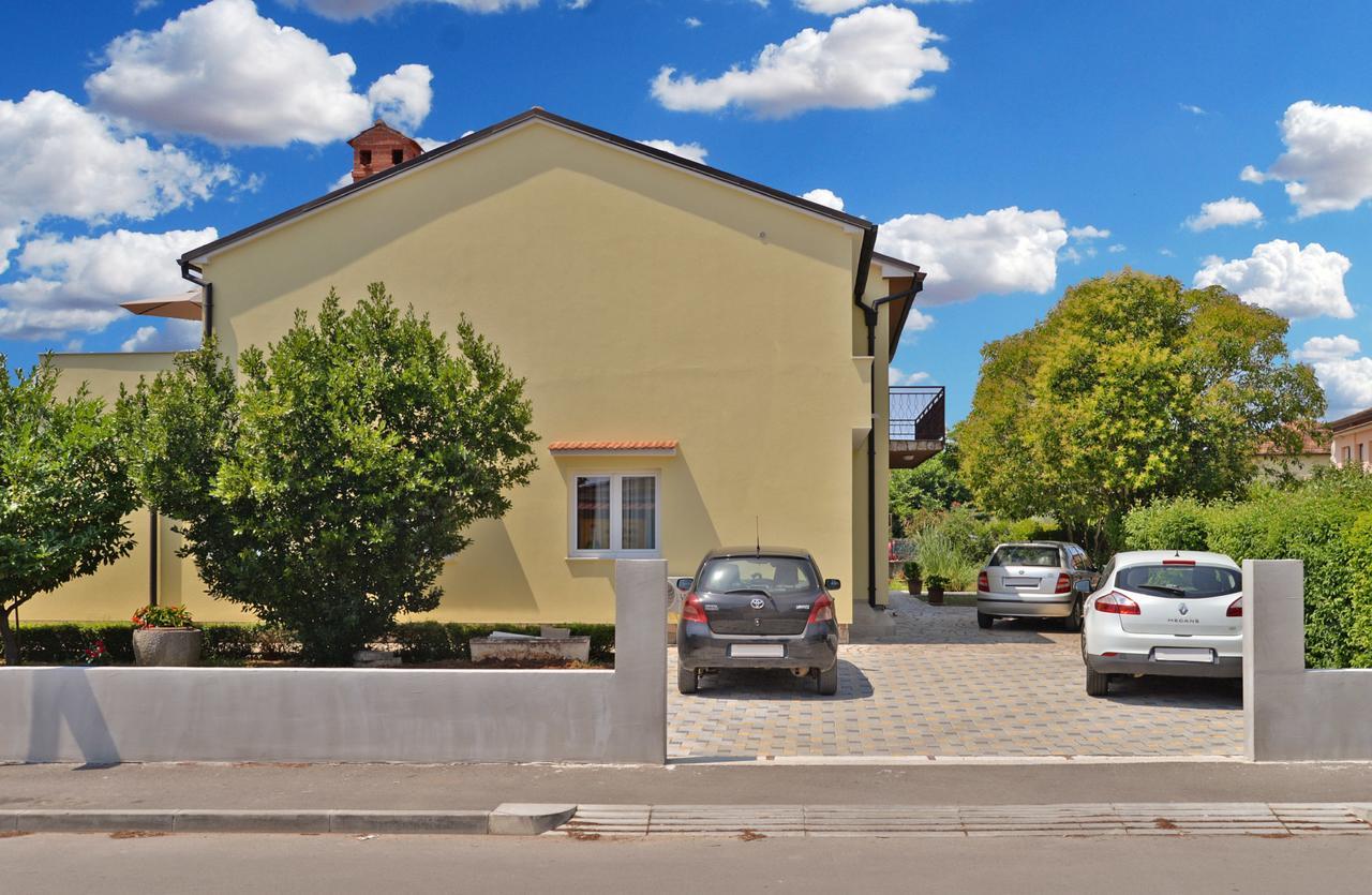 Apartments Olivera 1726 Pula Dış mekan fotoğraf