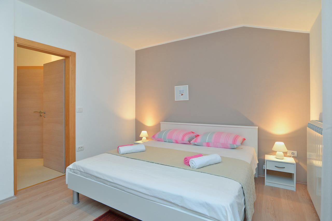Apartments Olivera 1726 Pula Dış mekan fotoğraf