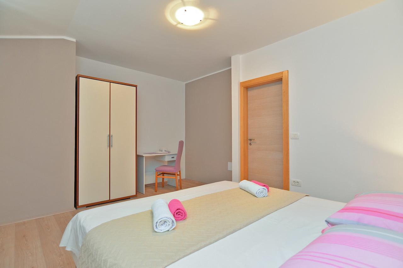 Apartments Olivera 1726 Pula Dış mekan fotoğraf